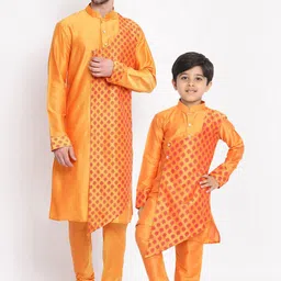 VASTRAMAY Boys Orange Ethnic Motifs Printed Kurta with Pyjamas-picture-30