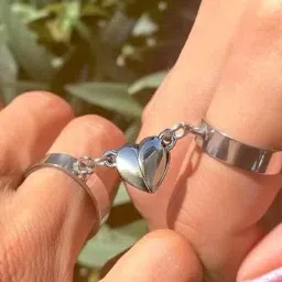 Fancy Silver Magnetic Heart Matching Couple Rings For Girls Alloy Silver Plated Ring Set-image-40