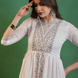 Sangria Embroidered High Slit Kurta With Palazzo Set-picture-53