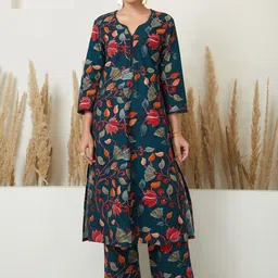 Lookmark Women Floral Printed Regular Kurta with Palazzos-37