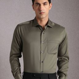 Louis Philippe Men Solid Regular Fit Formal Cotton Shirt-image-79
