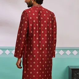 VASTRAMAY Men Geometric Printed Thread Work Kurta image 5