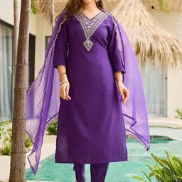 Navlik Women Yoke Design Regular Kurta with Trousers & Dupatta-picture-34