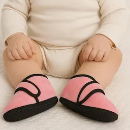 ONFEET Kids-Unisex Pink Booties-47