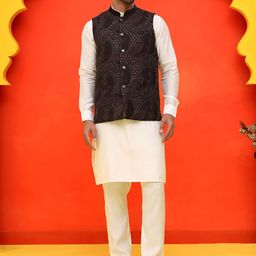 Jompers Men Floral Embroidered Regular Chikankari Velvet Kurta with Pyjamas-picture-36
