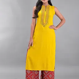 Clothy N Wave Embroidered Mandarin Collar Kurta-image-10