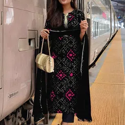 GoSriKi Women Bandhani Printed Regular Kurta with Trousers & With Dupatta-12