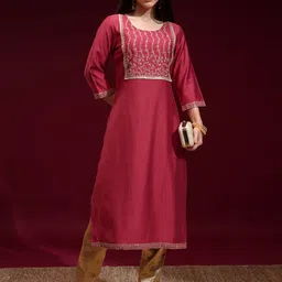 Vishudh Women Yoke Design Kurta-image-94