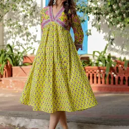 KASYA Floral Printed Pure Cotton V-Neck A-Lined Midi-Length Ethnic Dress-picture-40