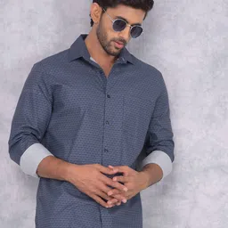 Crimsoune Club Men Smart Spread Collar Geometric Printed Cotton Slim Fit Casual Shirt-image-81