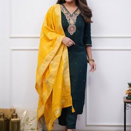 DIVASTRI Women Ethnic Motifs Embroidered Regular Thread Work Kurta with Trousers & With Dupatta-picture-41