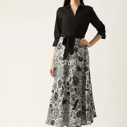 DressBerry Floral Printed Tie-Ups Detailing Maxi Dress-image-51