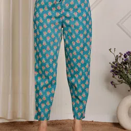 Aramya Women Ethnic Motifs Printed Cigarette Trousers-image-64