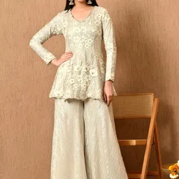 KELIN Suri Women Textured Embroidered Kurti with Sharara-38