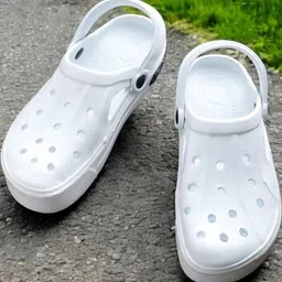 Pampy Angel Men White Solid Classic Clogs-picture-24