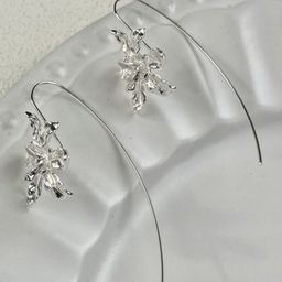 VAGHBHATT Silver-Plated Floral Shaped Drop Earrings-54