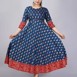 HERE&NOW Floral Printed Round Neck Anarkali Kurta-image-8