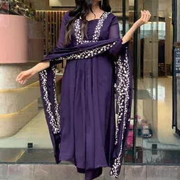 Navlik Women Floral Embroidered Regular Thread Work Kurta with Trousers & With Dupatta-11