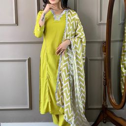 URMIR FASHION Yellow Viscose Rayon Kurta Sets-image-58