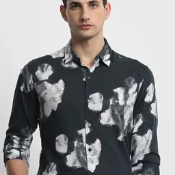 Mufti Men Slim Fit Abstract Printed Spread Collar Casual Shirt-image-23