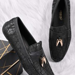Cobblerz Men Printed Leather Driving Shoes-image-17