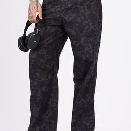 Eszett Men Camouflage Print Baggy Cargos-image-62