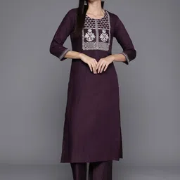 KSUT Ethnic Motifs Embroidered Sequinned Straight Kurta-image-2
