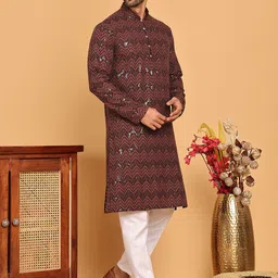 Jompers Men Embroidered Regular Sequinned Kurta with Pyjamas image 5