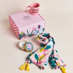 Chumbak 3-Pcs Pink & Blue Warm Hugs Trio Gift Set - (Hug In A Mug)-11