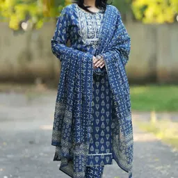 DIVASTRI Women Ethnic Motifs Printed Regular Kurta with Trousers & With Dupatta-image-19