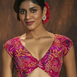 SALWAR STUDIO Women Abstract Embroidered V-Neck Saree Blouse-45