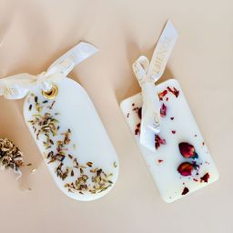 ENCEBIENCE 2-Pcs Bees Wax Closet Freshener Bars French Lavender & Garden Rose-image-28