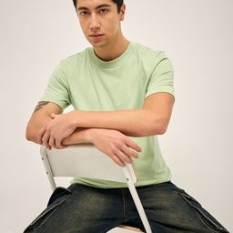 THE BEAR HOUSE Men Solid Round Neck Cotton T-shirt-image-96