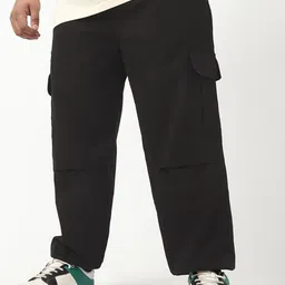 Bewakoof Plus Men Jet Black Oversized Plus Size Cargo Jogger Pants-picture-22