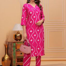 SARAI CREATIONS Women Bandhani Printed Pleated Kurta with Trousers-13