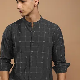 HIGHLANDER Men Slim Fit Embroidered Checked Casual Shirt-picture-4