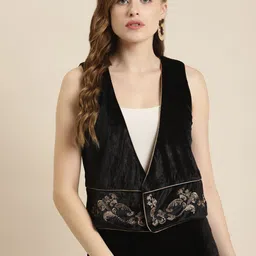 Shae by SASSAFRAS Women Black & Gold-Toned Embroidered Velvet Finish Waist Coat-image-54