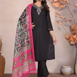 Anouk Women Ethnic Motifs Yoke Design Regular Sequinned Kurta with Trousers & With Dupatta image 2