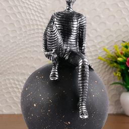 Zart White Idol Showpiece-image-28