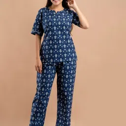 RAAKA Women Ethnic Motifs Printed Night suit-image-45