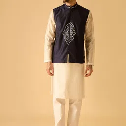 AKS Men Ethnic Motifs Embroidered Regular Thread Work Kurta with Pyjamas-0
