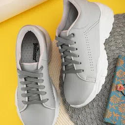 The Roadster Lifestyle Co Women Lightweight Lace up Sneakers-45