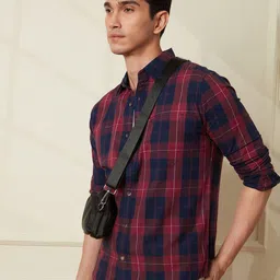 WROGN Men Comfort Spread Collar Tartan Checked Cotton Slim Fit Casual Shirt-image-35
