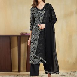 SKYLEE Women Bandhani Printed Regular Silk Crepe Kurta with Trousers & With Dupatta-29