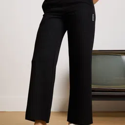Muvazo V Neck Sweatshirt With Trousers Co-Ords Set-image-55