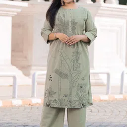 CRENOL THREADS Women Floral Printed Pleated Pure Cotton A-Line Kurta with Palazzos-image-33