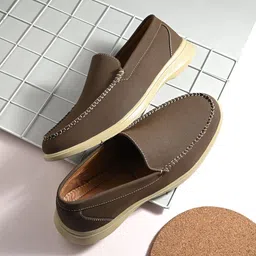IVRAH Men Slip-On Loafers-image-61