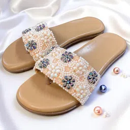 Looper Women Embellished Ethnic Open Toe Flats-6