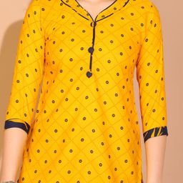 Rajnandini Floral Printed Straight Kurta With Salwar & Dupatta image 2