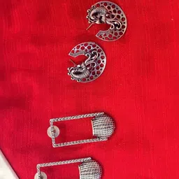 Niska Set Of 2 Silver-Plated Oxidised Peacock Shaped Studs-picture-29